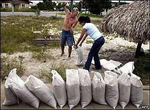 Anti-hurricane sandbags