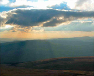 A view of the Brecon Beacons from the top of Corn-Du (Andrew Staffer, Llanishen)