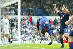 LuaLua celebrates in theatrical style after sealing the points for Portsmouth