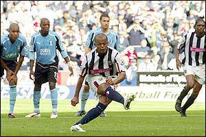West Brom's Rob Earnshaw misses a penalty 
