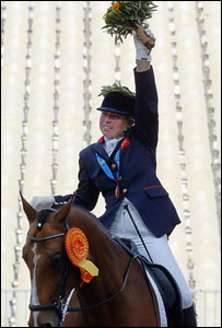 Nicola Tustain takes bronze