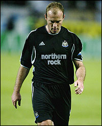 Shearer hangs his head with disappointment