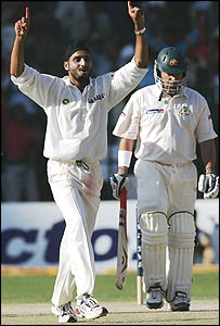 Lehmann is caught at short leg