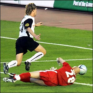 Valencia win a penalty when Mista is tripped by Fabien Barthez