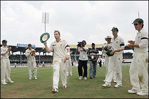 Shane Warne receives a guard of honour at lunch