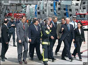 Dominique de Villepin at the site of the collapse