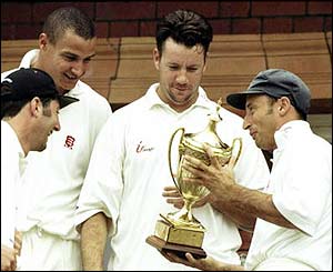 Nasser Hussain celebrates as Essex win the B&H Cup in 1998