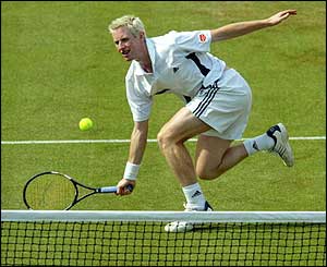 Britain's Jonathan Marray in action against Lleyton Hewitt
