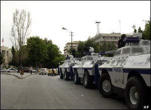 Tanks in front of the U.S. embassy in Ankara