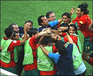 Maniche scored Portugal's second