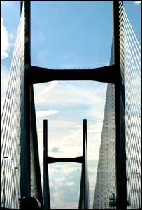 Sanda Fatharani from Jakarta, Indonesia, took this Severn Bridge picture, while travelling from Bath to Swansea