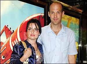 Anthony Edwards and his wife