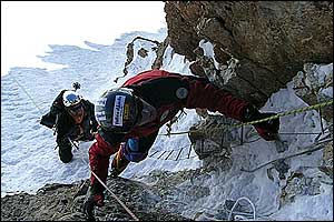 Mountaineers on K2 in 2004