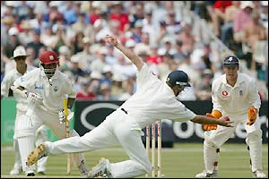 Robert Key makes a fine catch as Chanderpaul bat-pads it to him