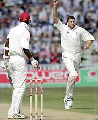 Steve Harmison finishes with slightly disappointing figures of 1-64