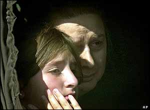 Suha Arafat and girl