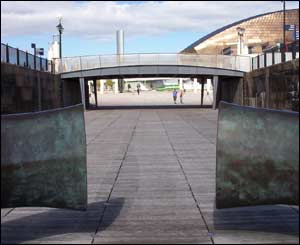 Chris Bowditch, from Newport sent in this shot from Cardiff Bay.