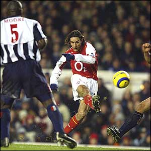 Pires watches his shot go in