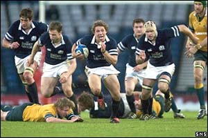 Chris Cusiter makes a break