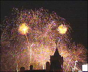 A free outdoor concert of music and lights took place on Saturday night