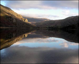 Llyn Gwynant in Snowdonia taken by Gareth Lockyer from Barry
