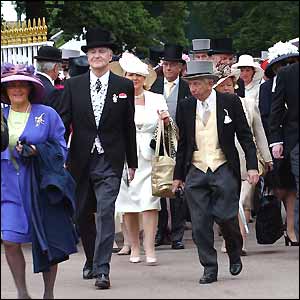 Racegoers arrive at Royal Ascot