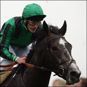 Johnny Murtagh rides Proclamation to victory