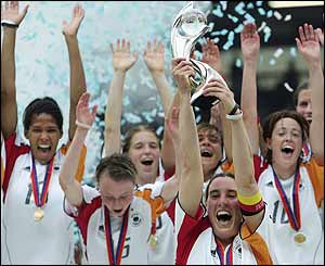 Germany win Euro 2005 