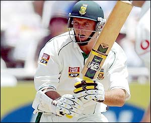 Graeme Smith enjoys a solid opening to the match