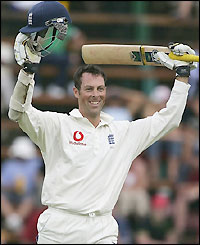 Marcus Trescothick salutes the crowd on completion of his 10th Test century