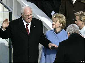 Dick Cheney, wife Lynne and daughter Mary at swearing-in ceremony