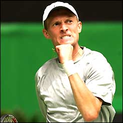 Nikolay Davydenko in action