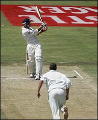 Geraint Jones plays a hook stroke