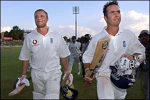 Andrew Flintoff and Michael Vaughan celebrate sealing a 2-1 series win