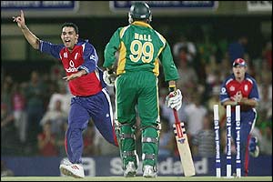 Kabir Ali removes Andrew Hall