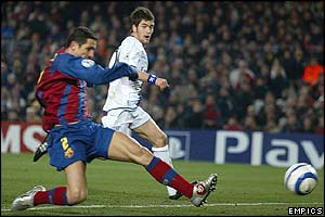 Juliano Belletti scores an own goal
