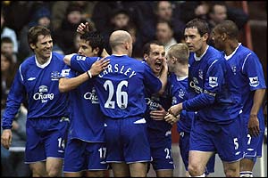 Everton celebrate Leon Osman's opener