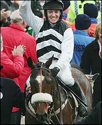 Barry Geraghty celebrates Moscow Flyer's success