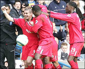 Walter Pandiani raises hopes of a Birmingham win after his forceful finish gives his side the lead