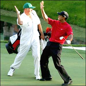 Tiger Woods on the 16th with caddie Steve Williams