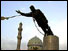 Saddam Hussein statue being pulled down