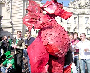 Red Dragon on Grand Slam day