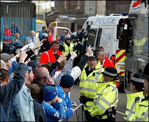 The Southampton coach arrives at Fratton Park 