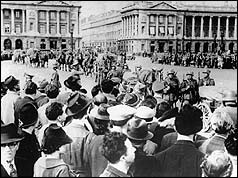German soldiers parade through the Place de la Concorde 