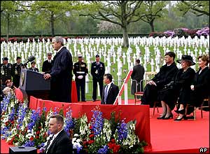 US President George W Bush led commemorations at the US military cemetery in the Netherlands, where 8,000 American servicemen are buried. 