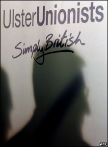 David Trimble resigns as leader of the UUP