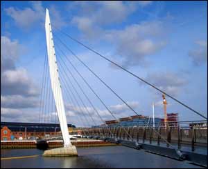 Justin Spooner sent in this shot of the Millennium Bridge in Swansea 