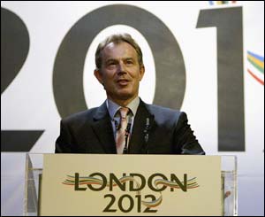 Prime Minister Tony Blair makes a speech at London's bid launch in Covent Garden