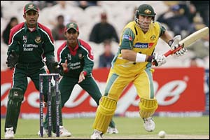 Matthew Hayden makes a run