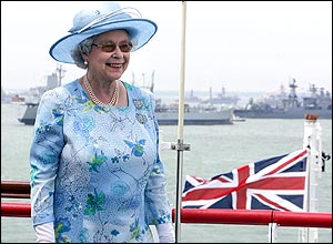 The Queen onboard HMS Endurance